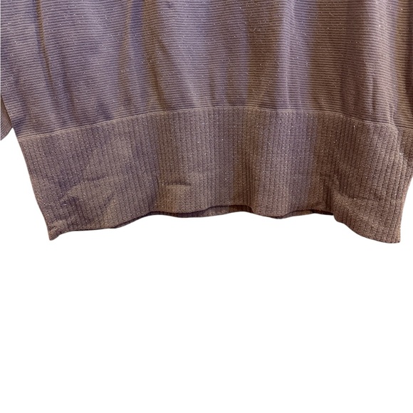 Athleta Women’s Long Sleeve Gray and Silver Scoop neck Top sz L - Picture 3 of 10